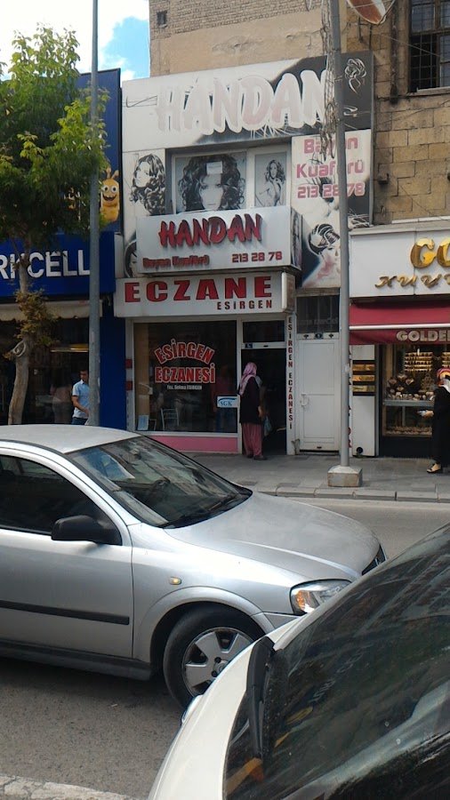 Esirgen Eczanesi