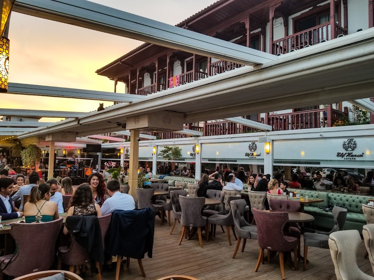 Fresco Restaurant Lounge & Bar
