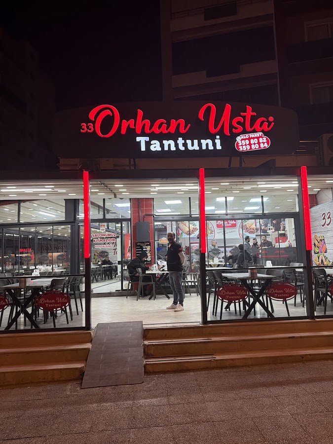 33 Orhan Usta Tantuni
