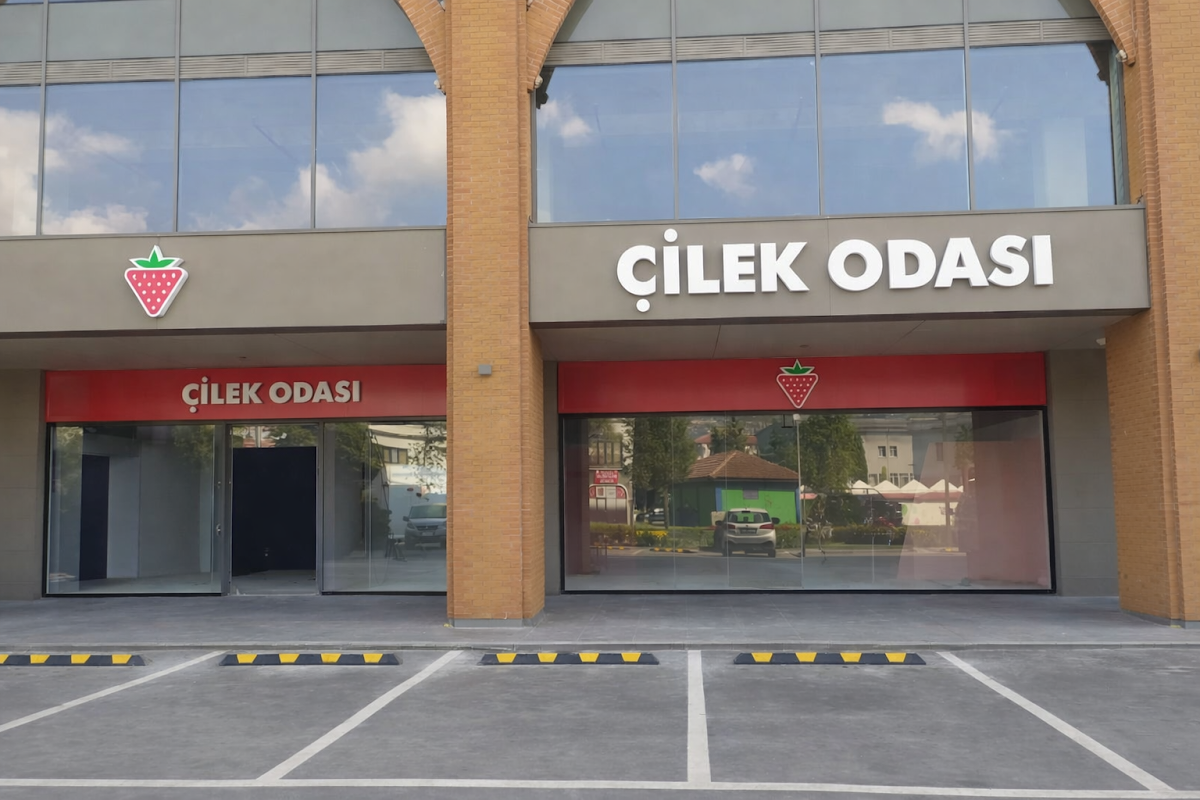 Çilek Odası & Cadde 54 Sakarya