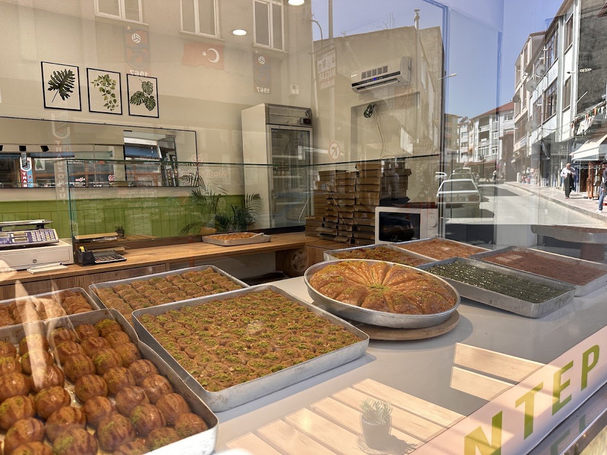 Sarıoğlu Antep Baklava