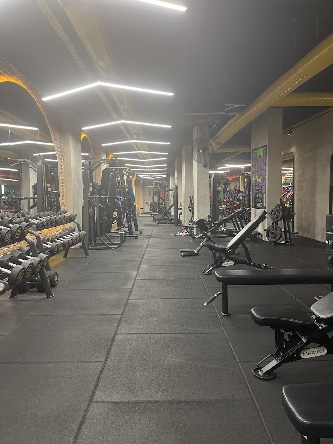 Burak Özcan Gym Center