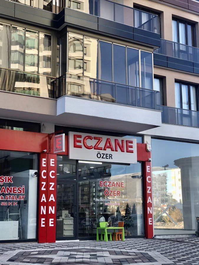 Özer Eczanesi