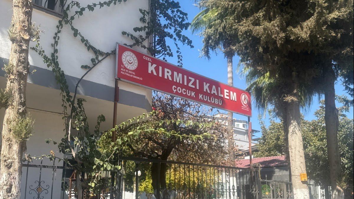 Mersin Yenişehir Kırmızı Kalem Öğrenci Etkinlik Merkezi