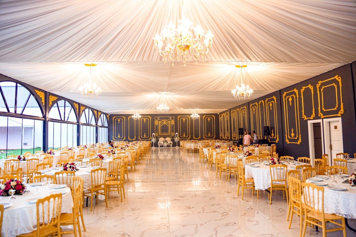Hünkar Park Kır Bahçesi ve Düğün Salonu