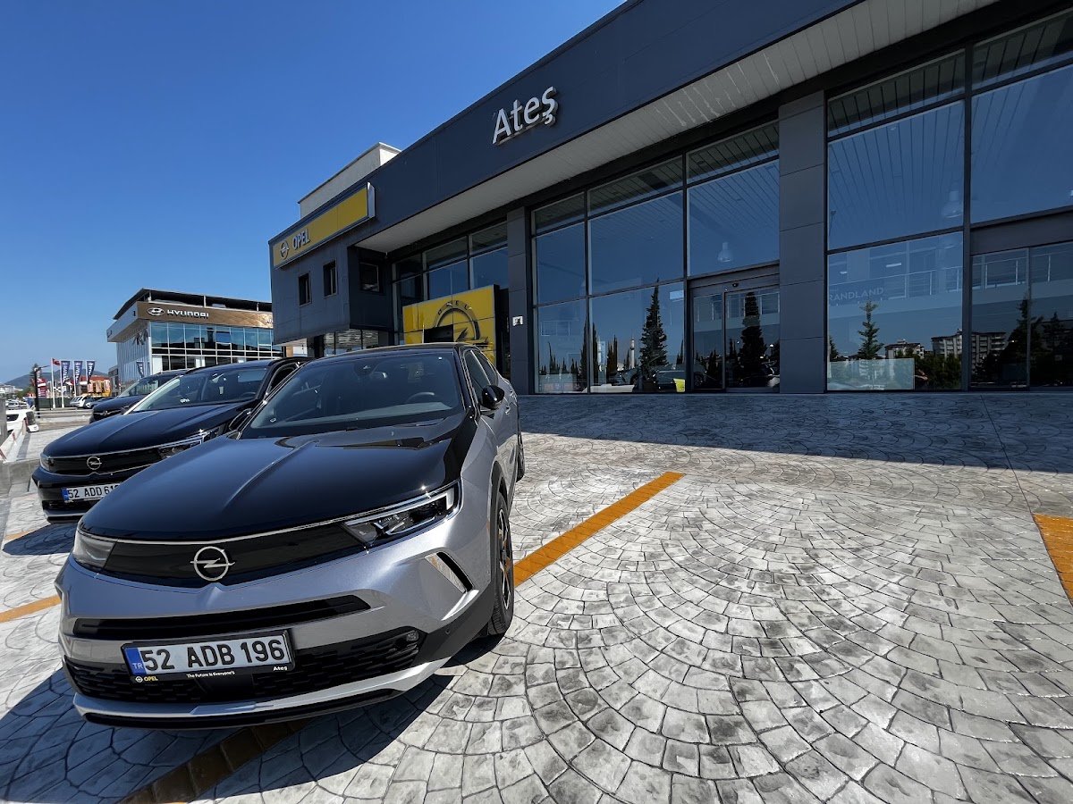 Opel Ateş