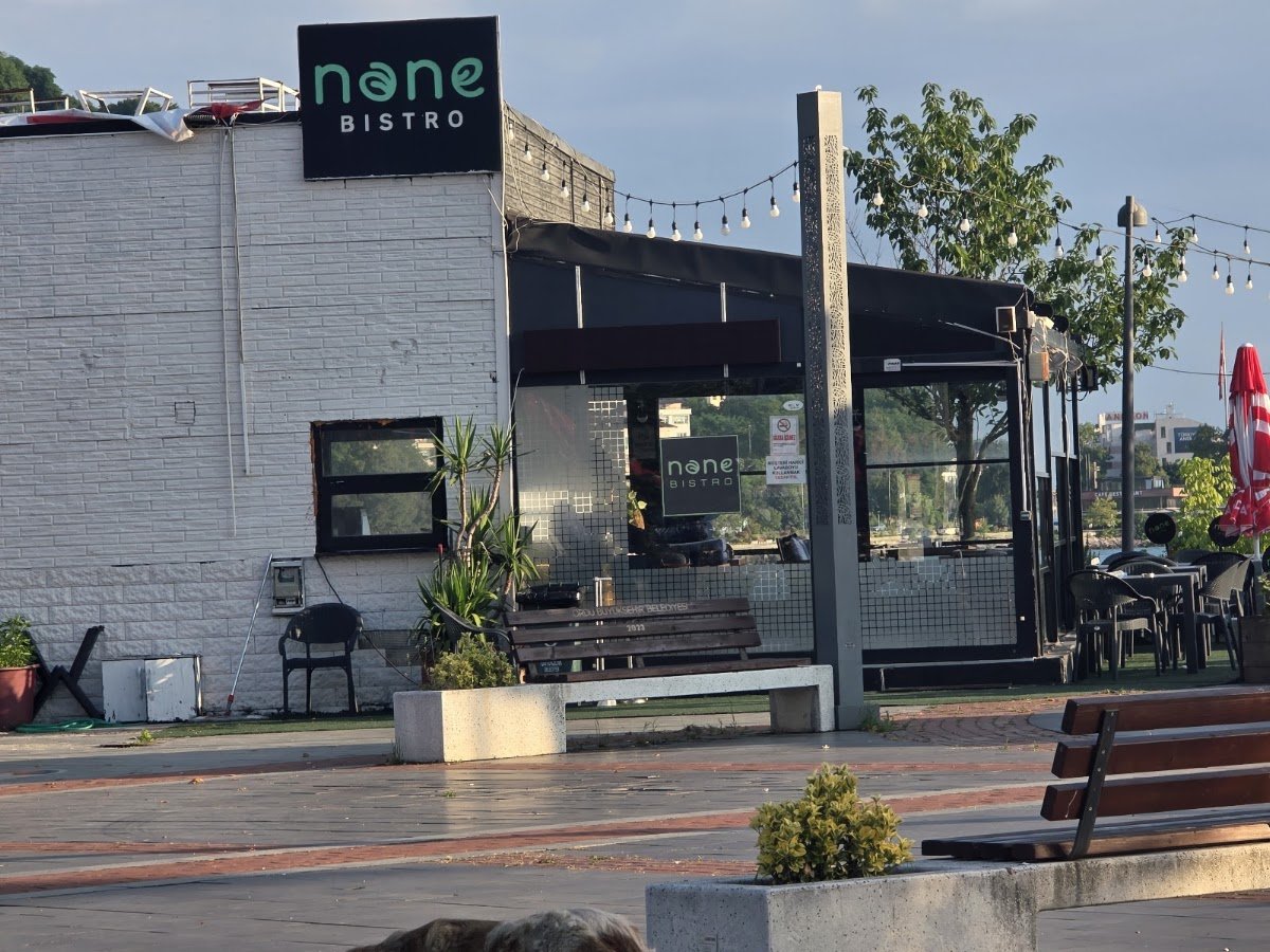 Nane Bistro
