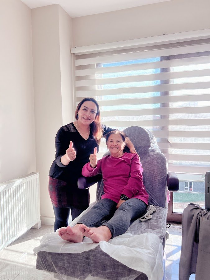 Pro&Eva Ayak Bakımı ve Güzellik Merkezi