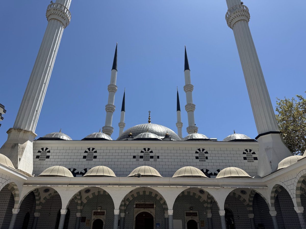 Hz. Muğdat Camii