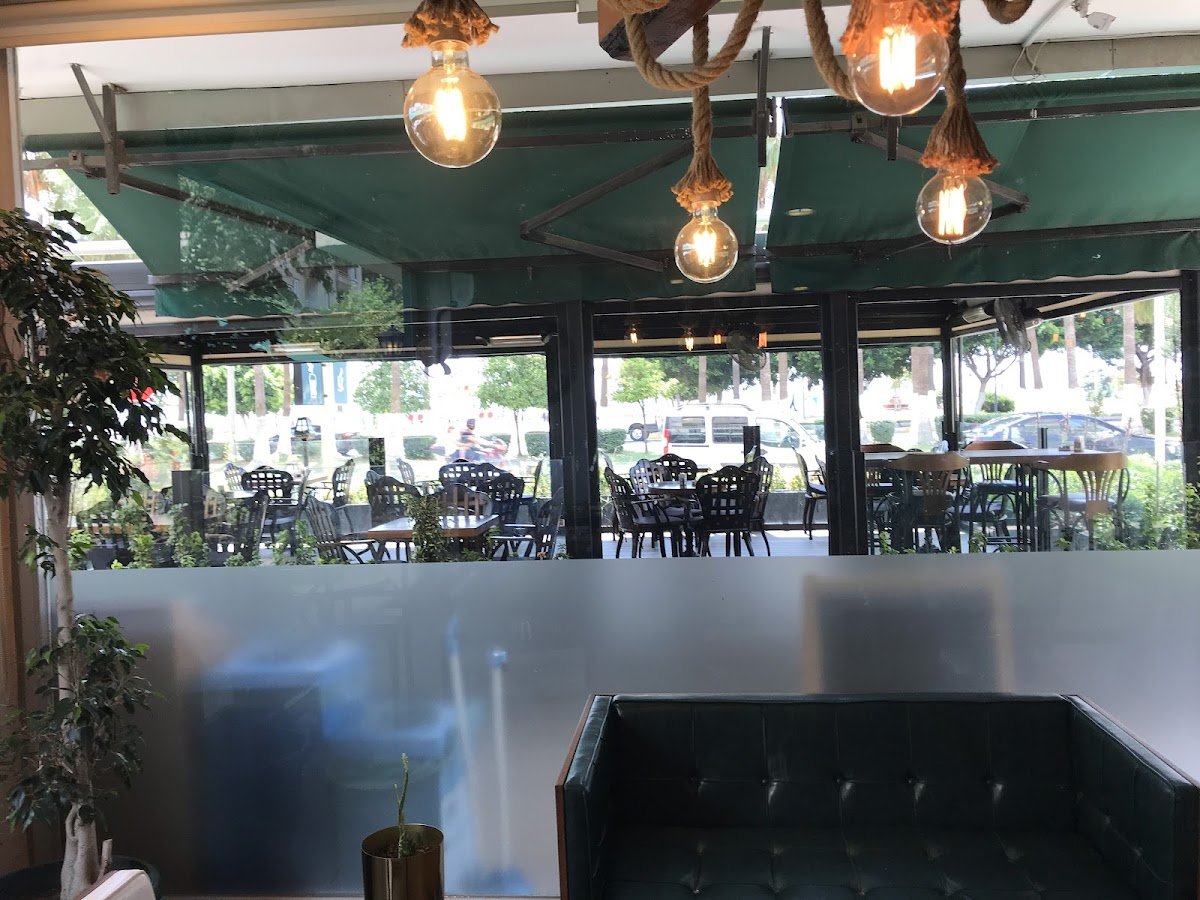 Brewser Coffe House