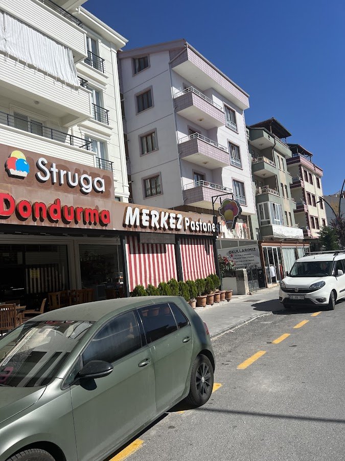 Merkez Pastanesi