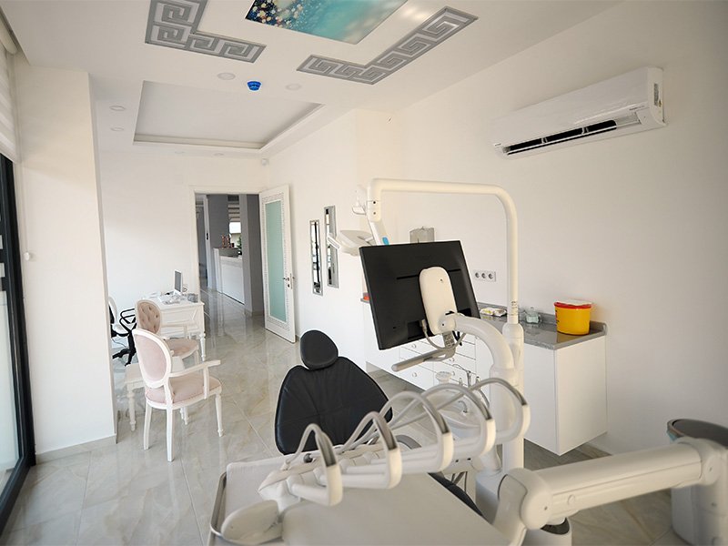 Özel M Dental Diş Polikliniği