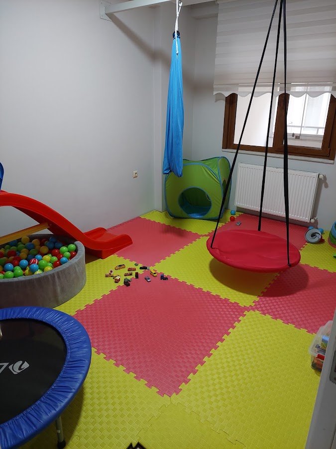 Dkt. Doğukan Topkaya Hece Dil Konuşma & Danışmanlık Merkezi