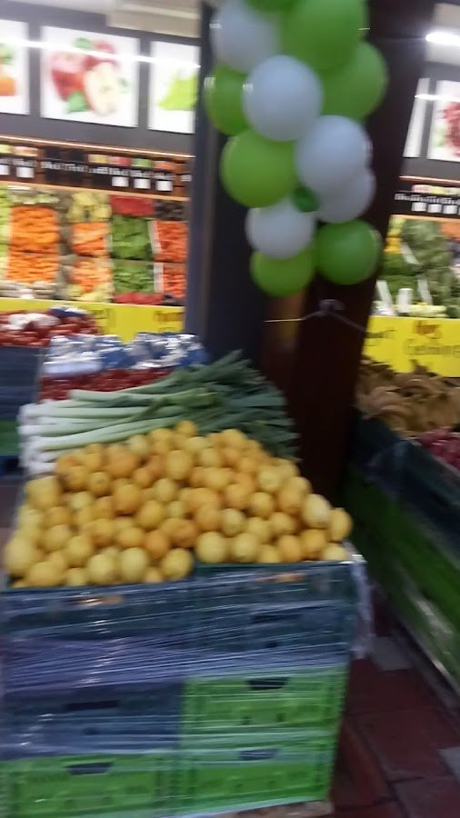 Hakmar Alışveriş Merkezi