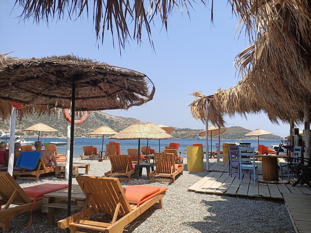 Cennetköy Beach & Restaurant