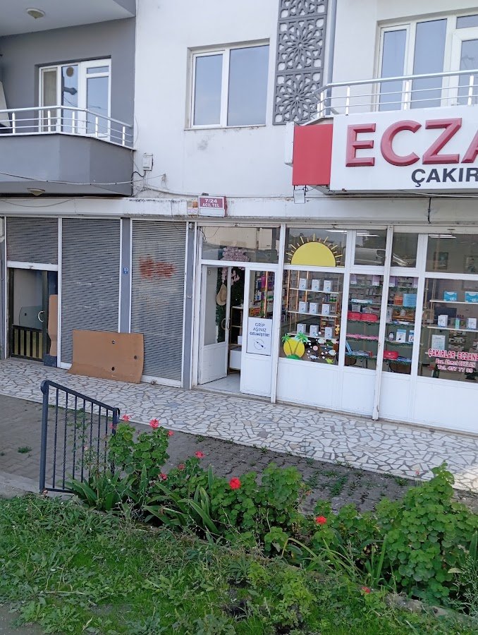 Çakırlar Eczanesi