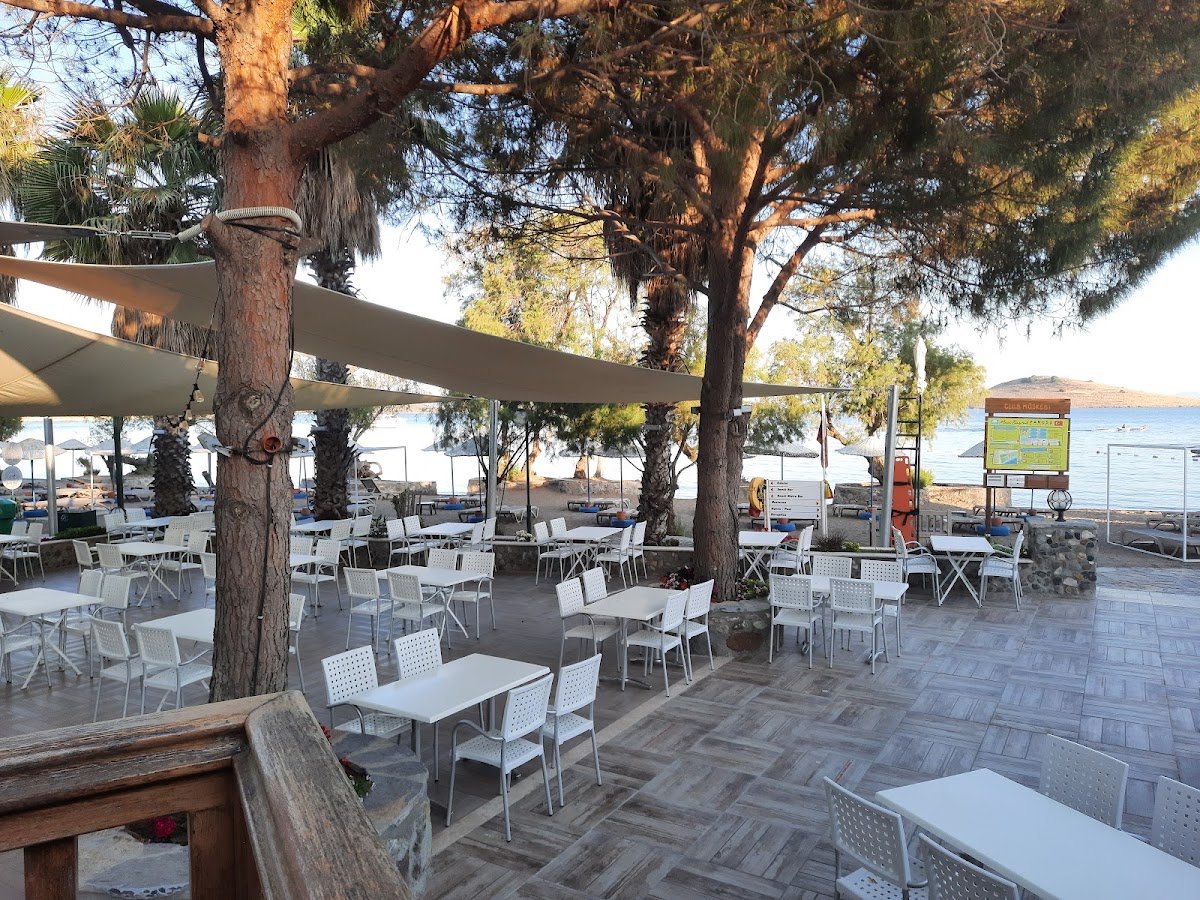 Kavalye Bar