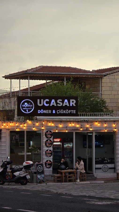 Ucasar Döner & Çiğköfte
