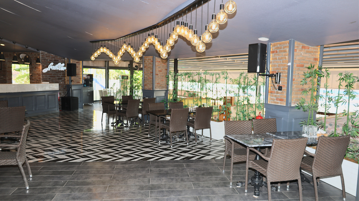 Vadi Cafe Restaurant