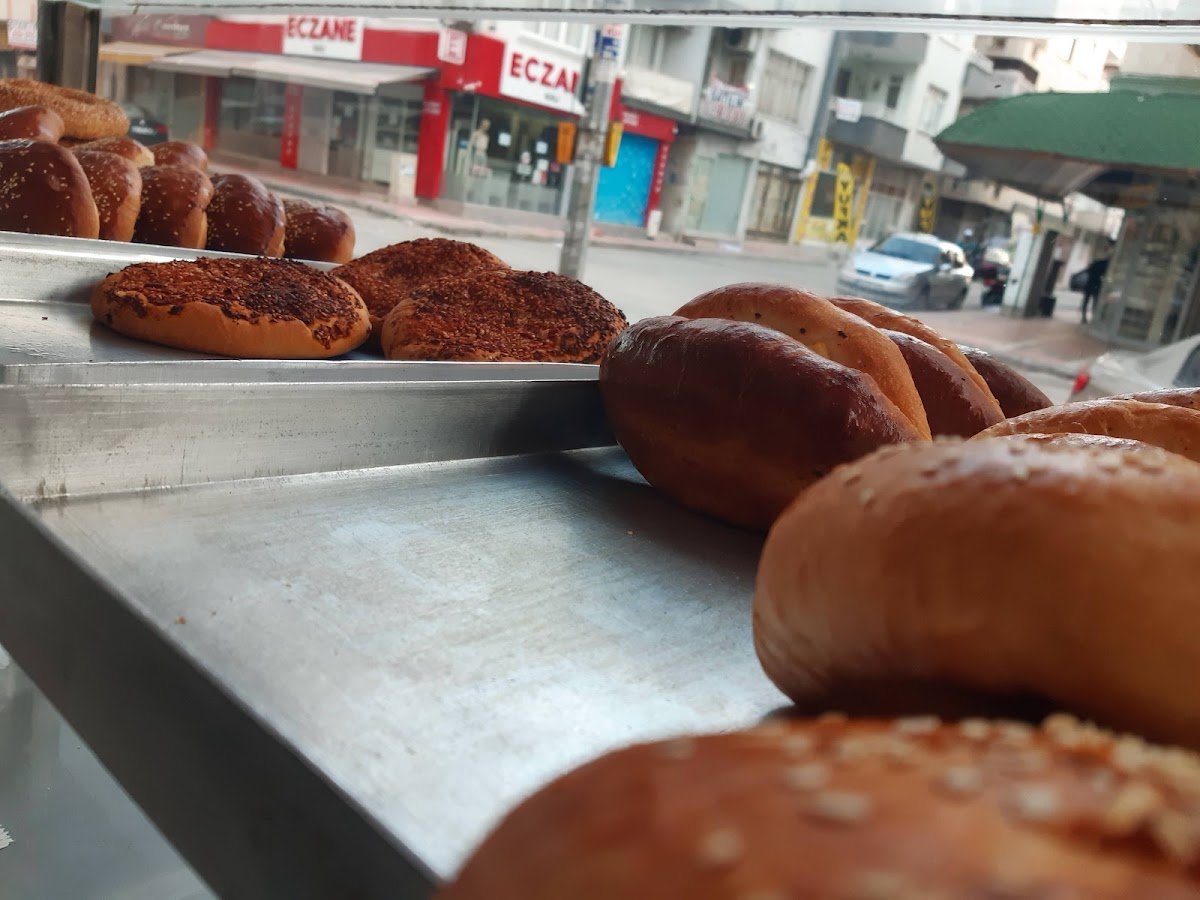 Mavi Bulut Pastanesi