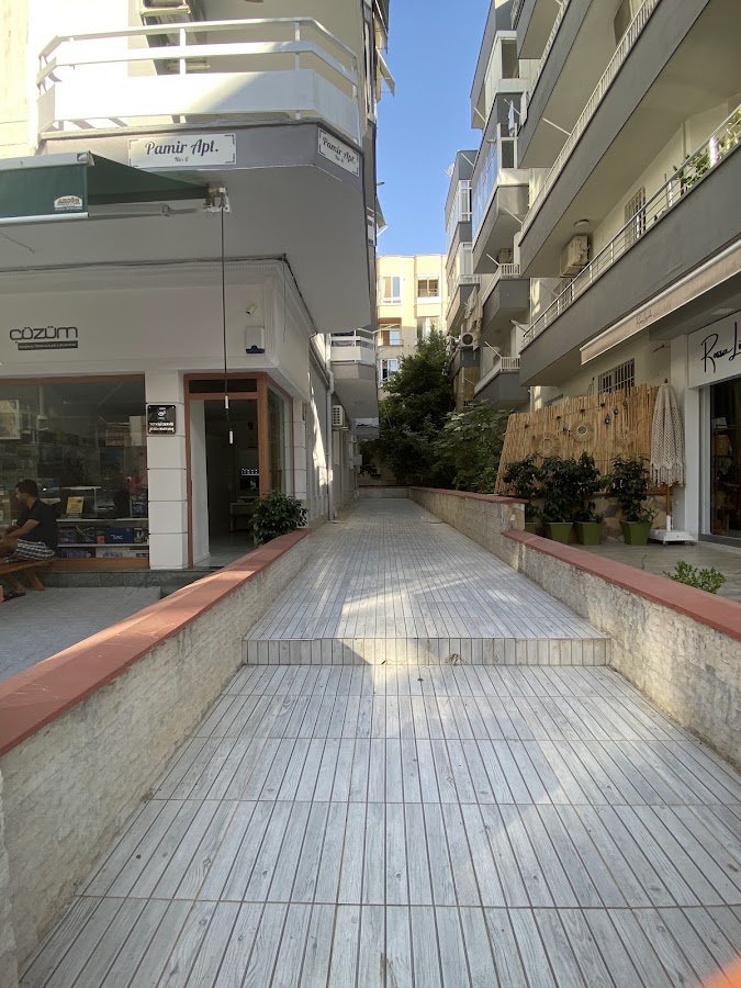 Lal Güzellik Salonu