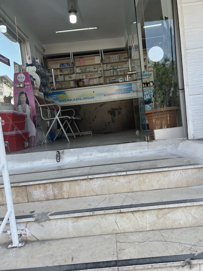 Selçuk Eczanesi