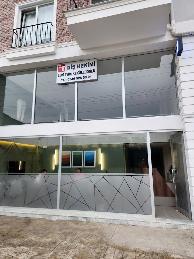 Diş Hekimi Lütfi Taha Keküllüoğlu