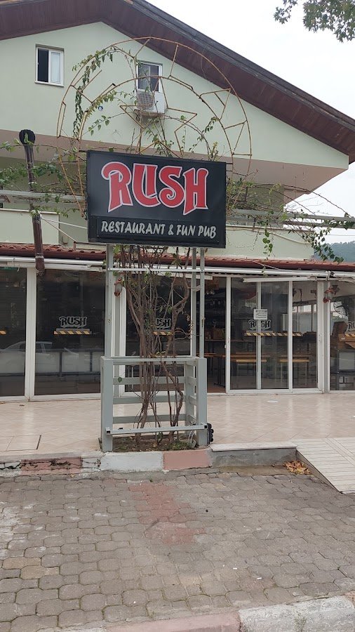 Rush Restaurant & Bar (Live Music And Karaoke)