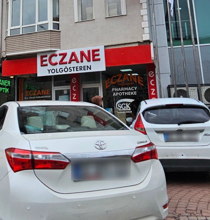 Yolgösteren Eczanesi