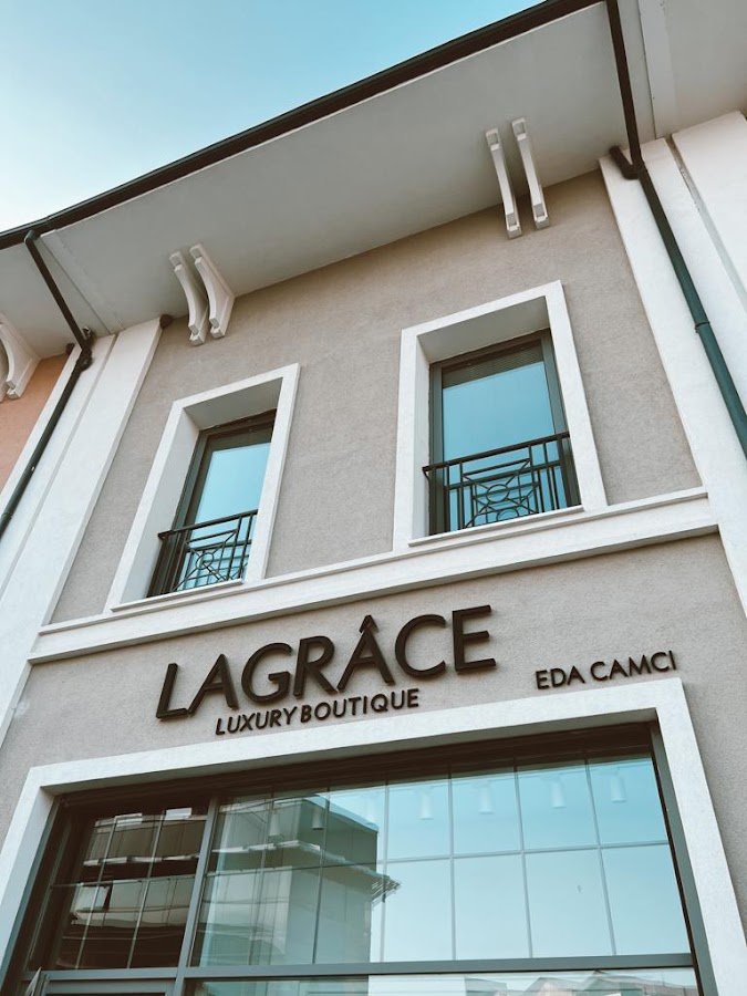 Lagrace