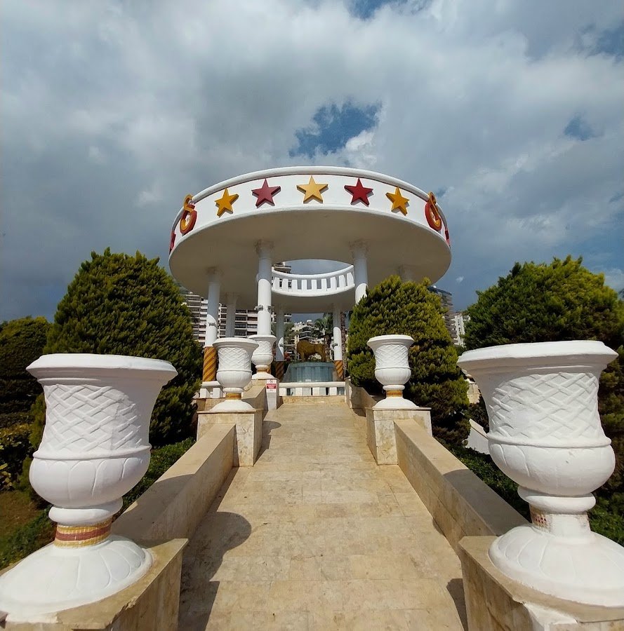 Galatasaray Meydanı