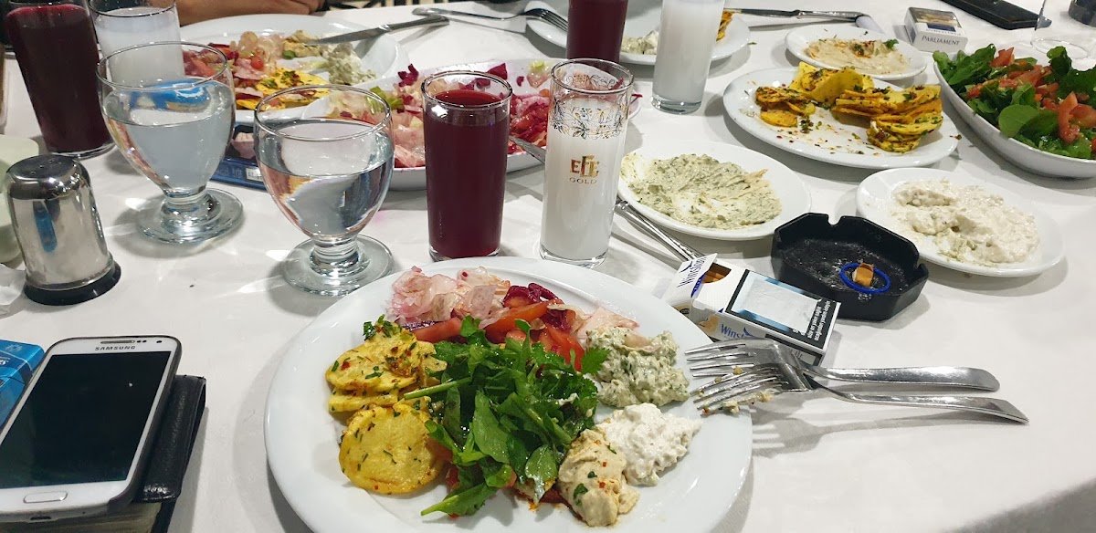 Karaduvar Tekinler Resturant