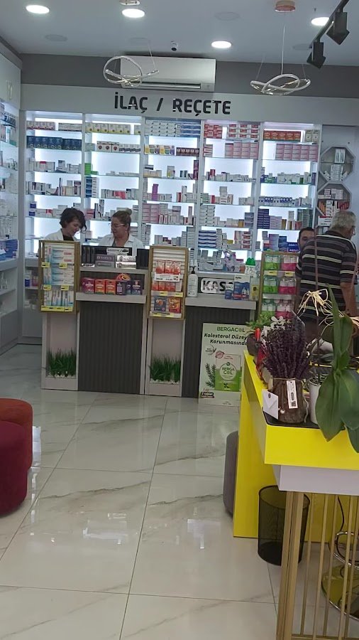 Silahtaroğlu Eczanesi
