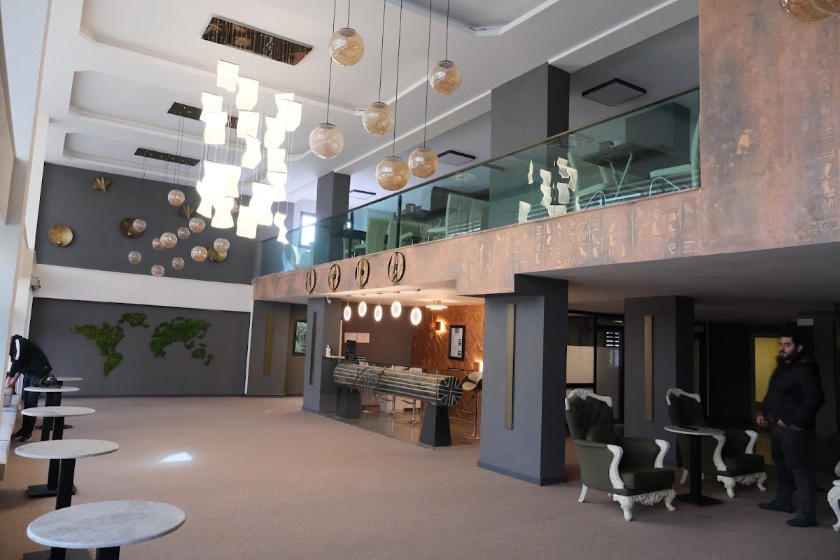 Karat Otel