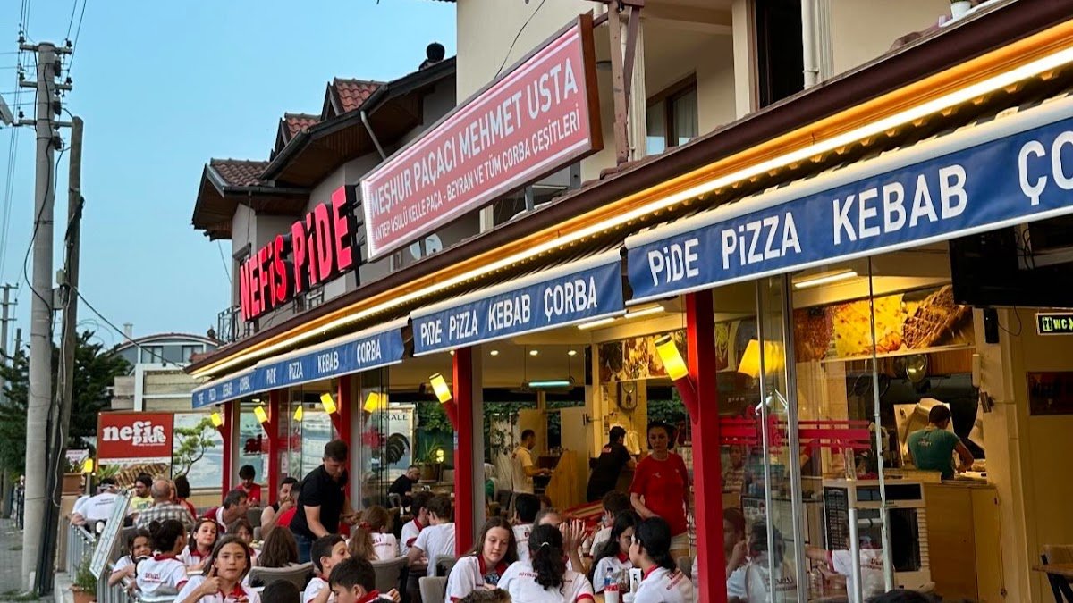 Nefis Pide