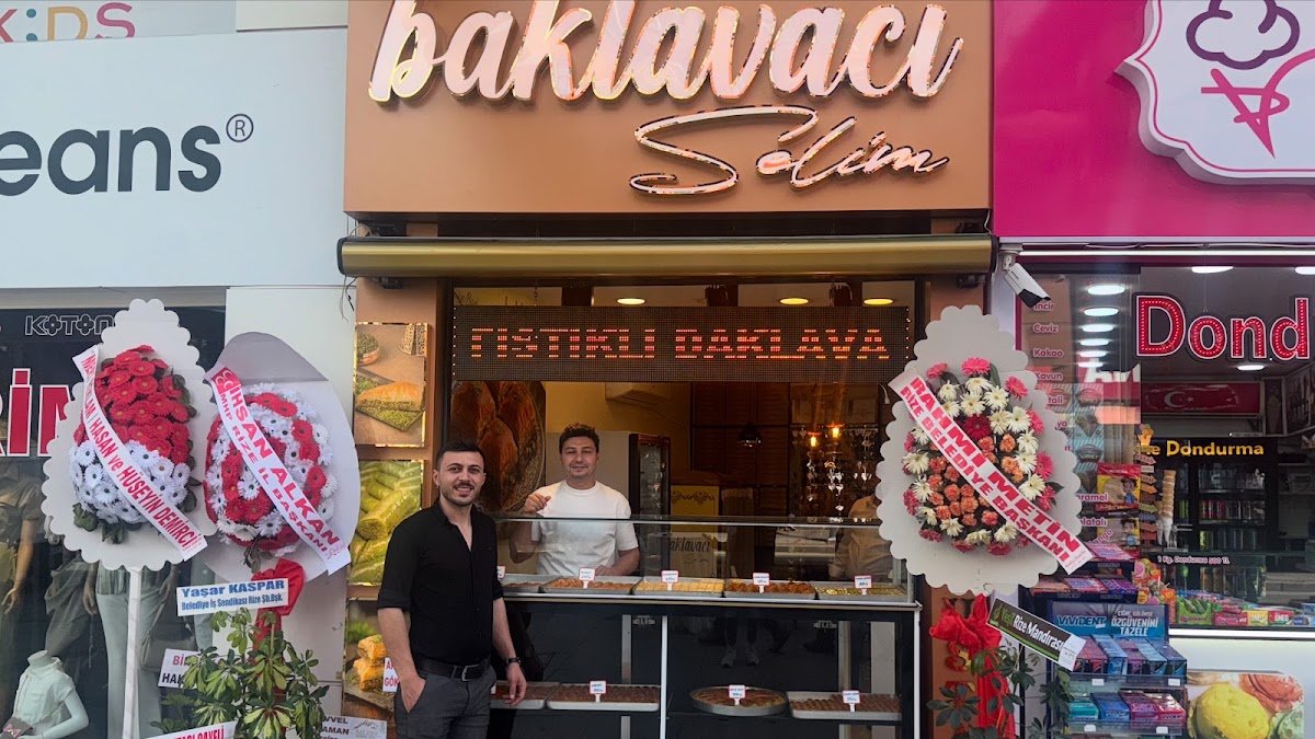 Baklavacı Selim Usta