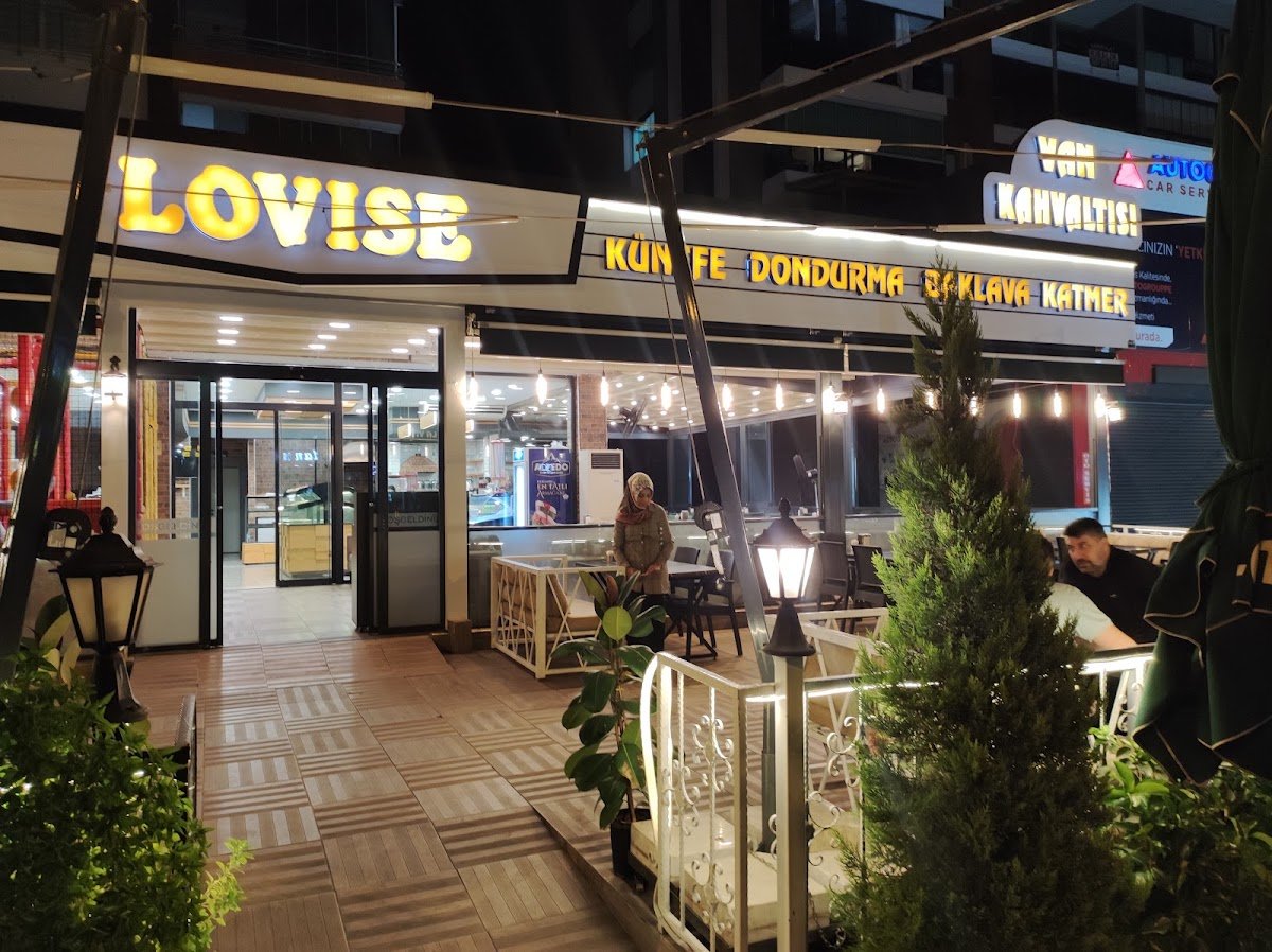 The Lovise Cafe