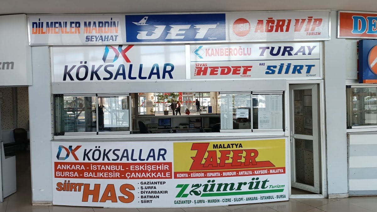 Zümrüt Turizm