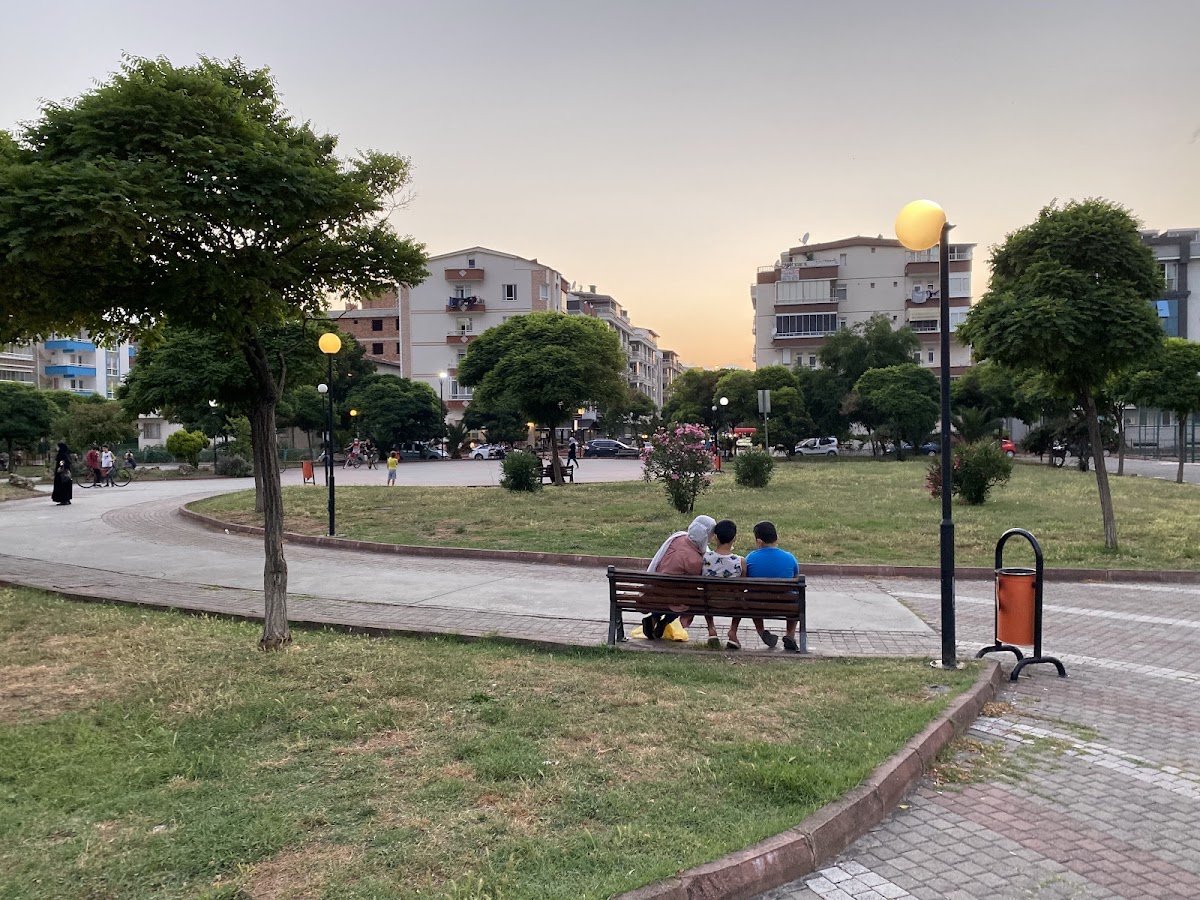 Atakum Belediyesi Ömürevleri Spor Tesisleri ve Çocuk Parkı