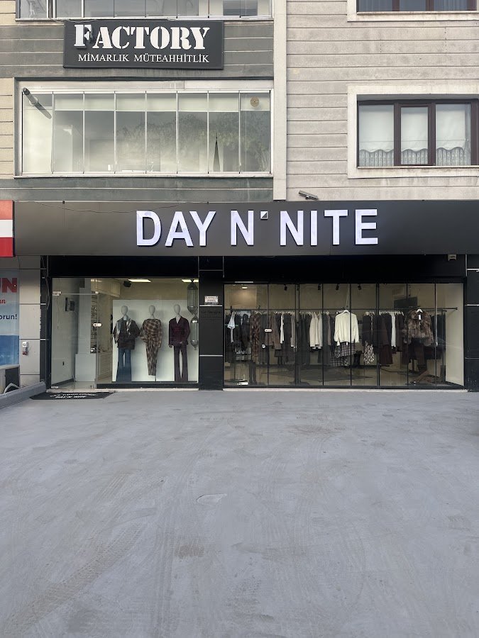 Day N Nıte