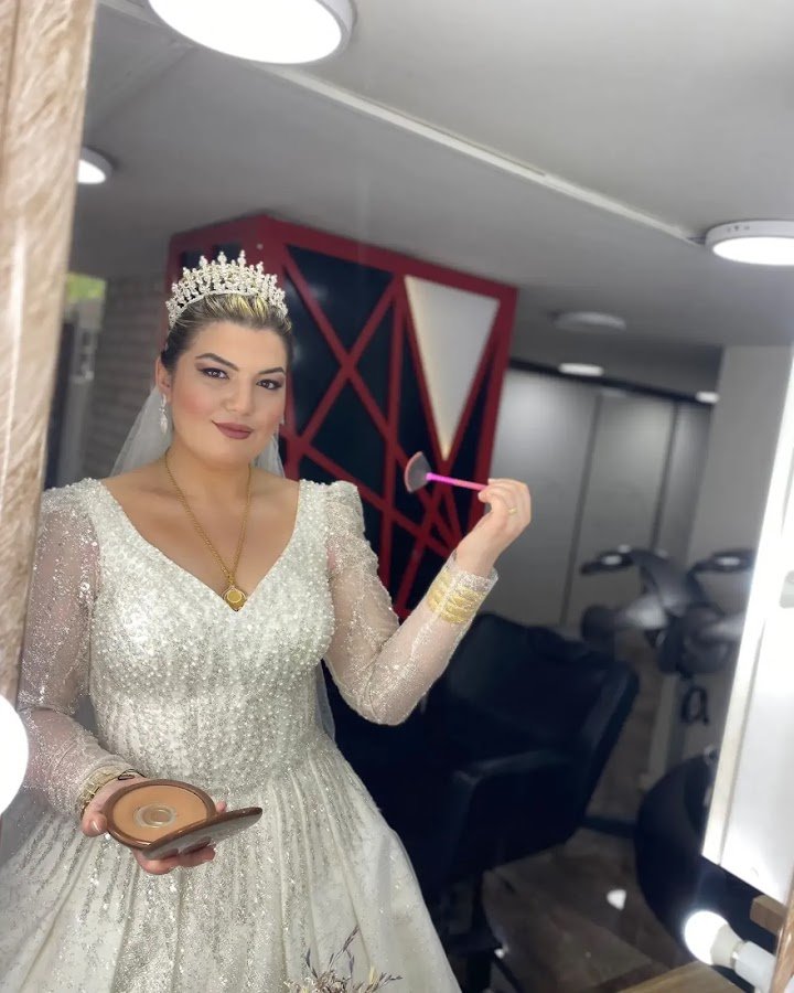 Salon İsmail Lise Caddesi