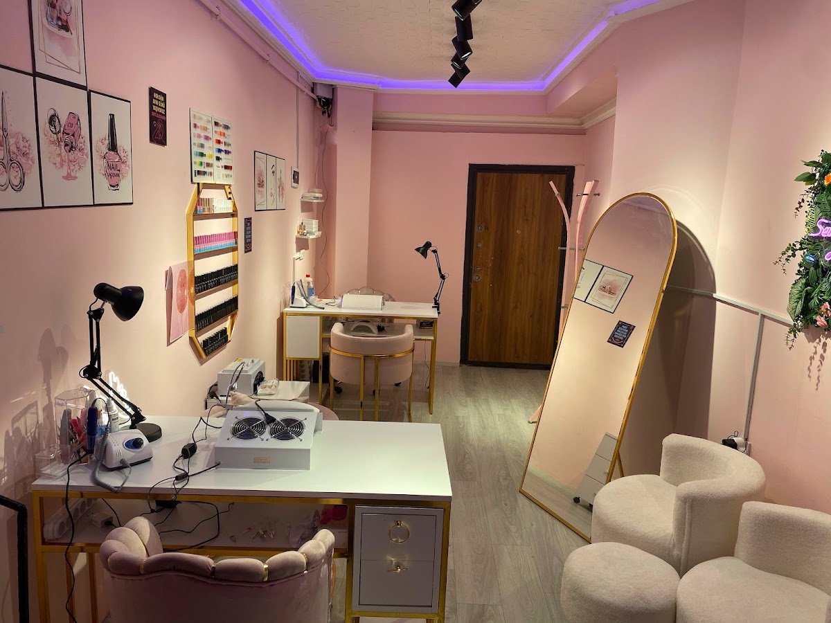 Nevşehir Protez Tırnak Dila Nail Studio