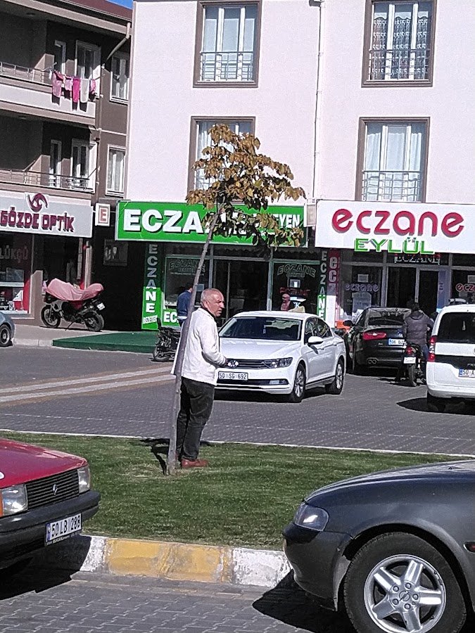 Bezeyen Eczanesi