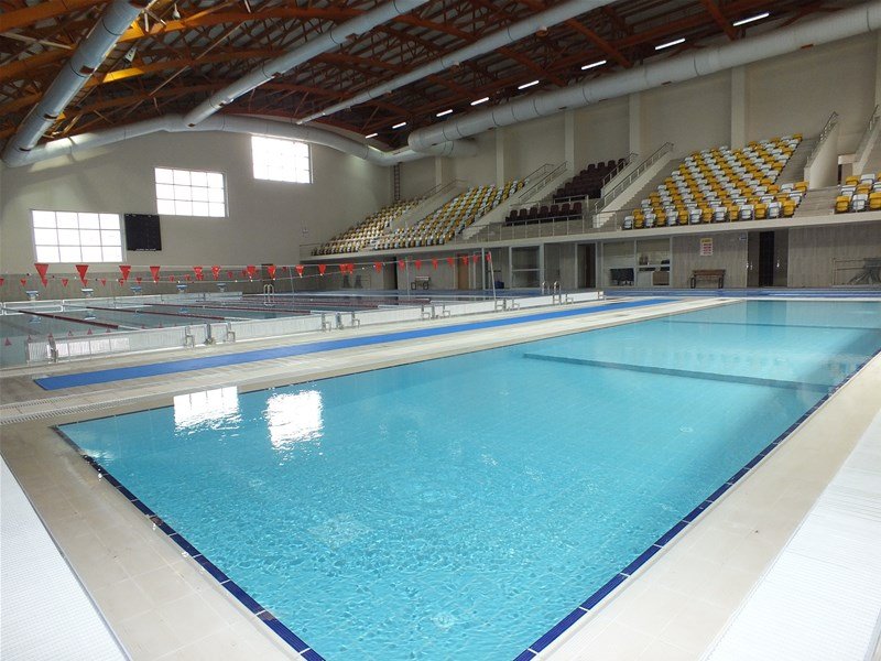 Muş Yarı Olimpik Yüzme Havuzu