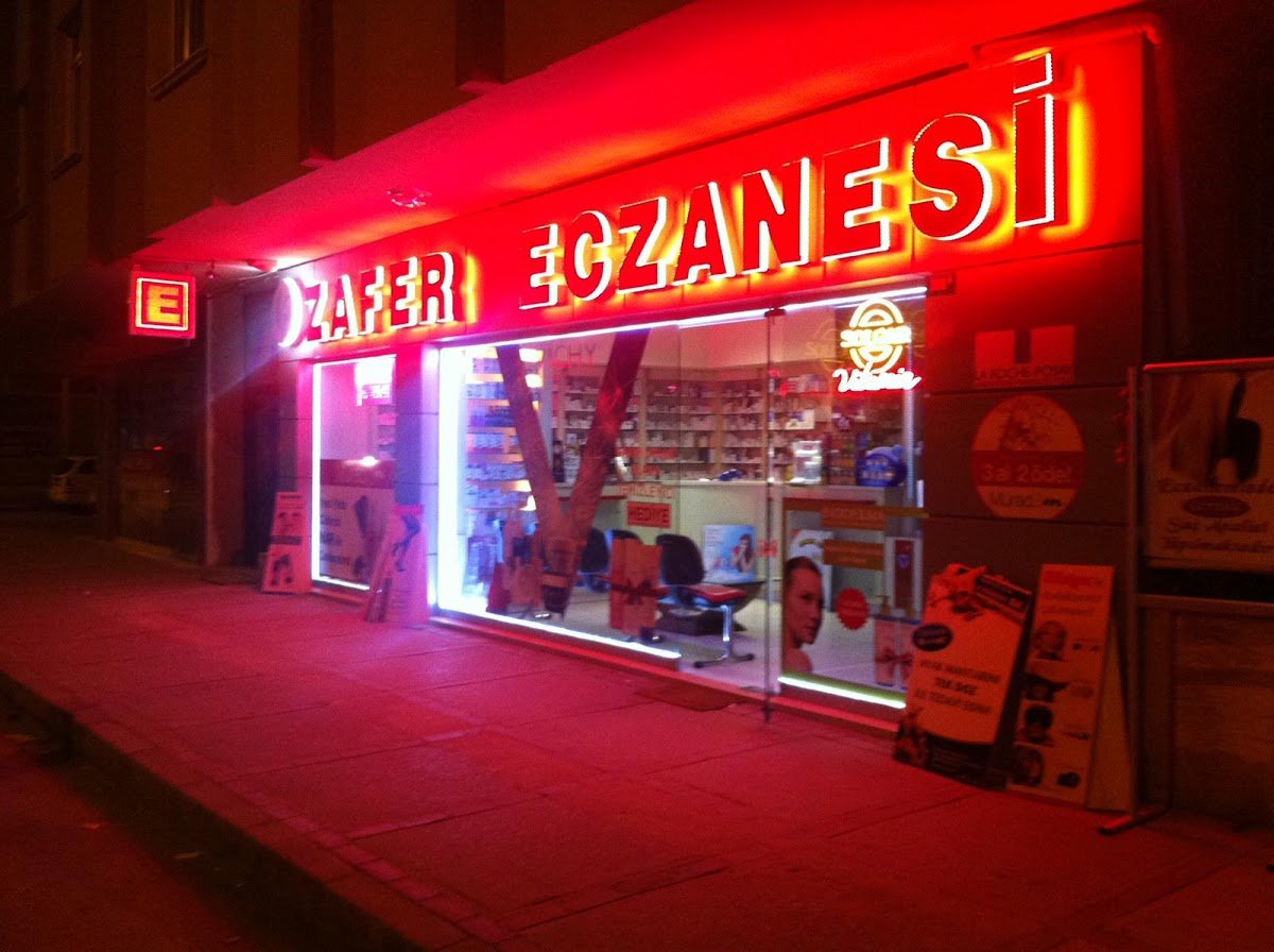 Zafer Eczanesi