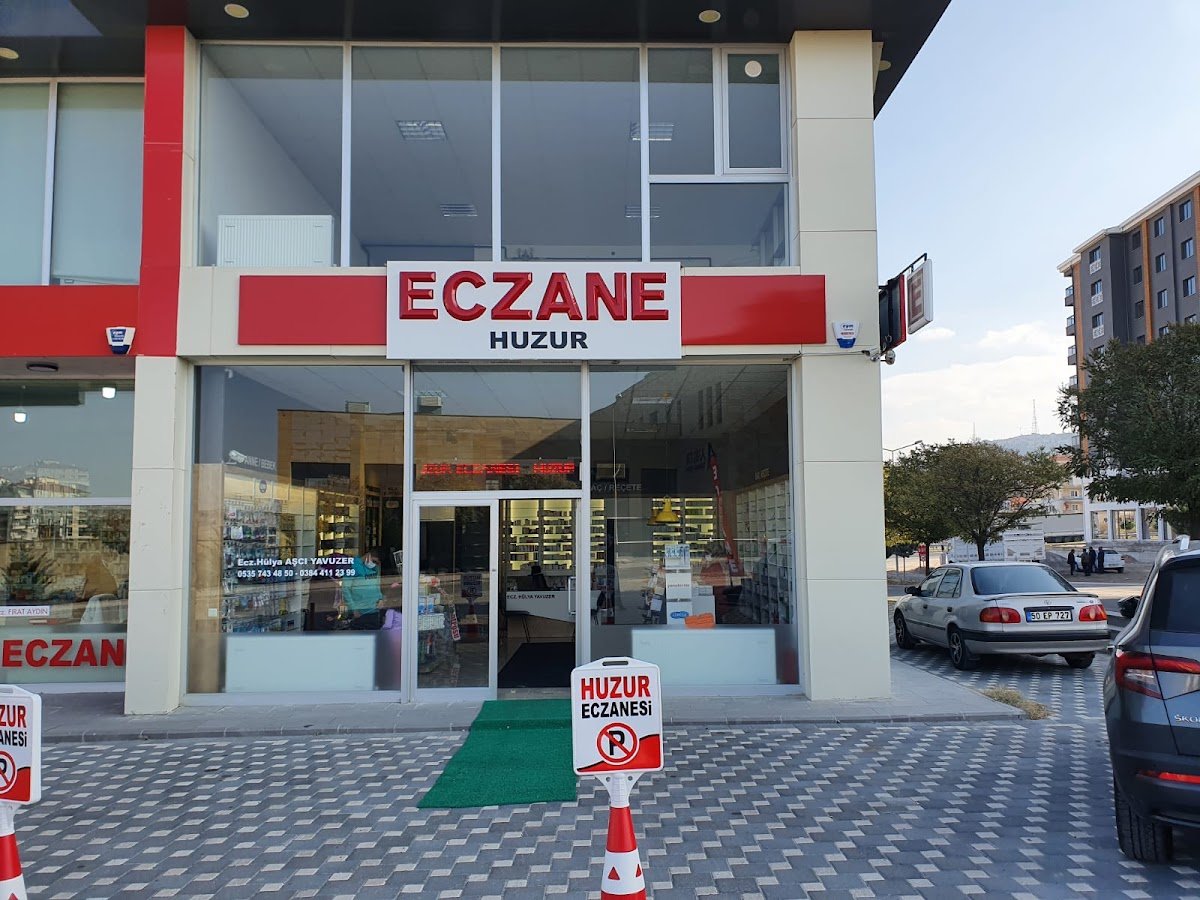 Huzur Eczanesi