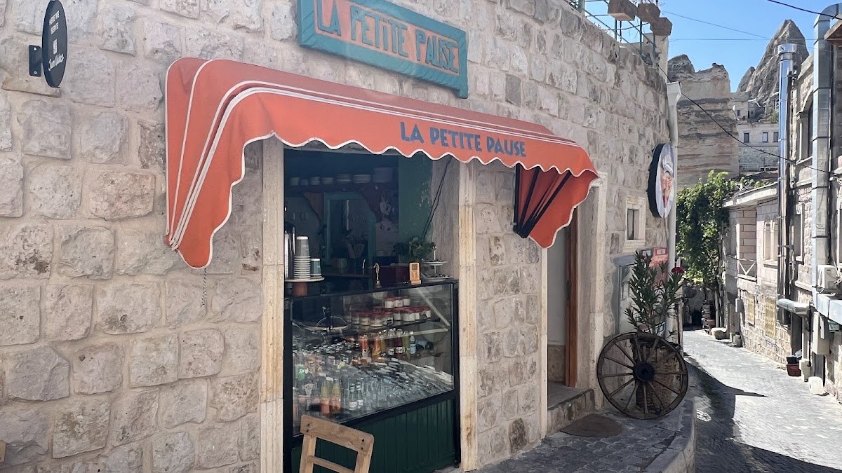 La Petite Pause Coffee Shop