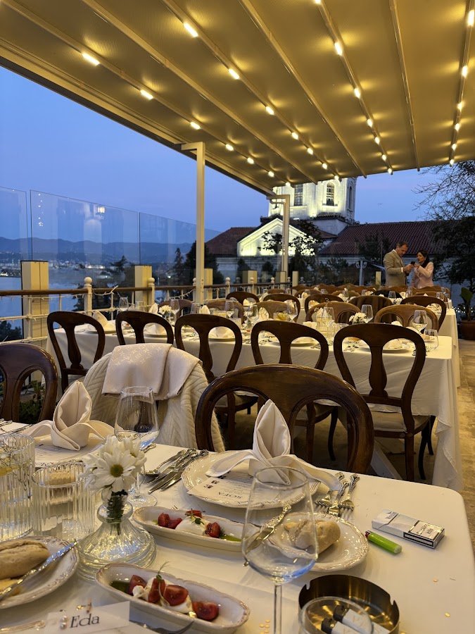 Sofa Restaurant