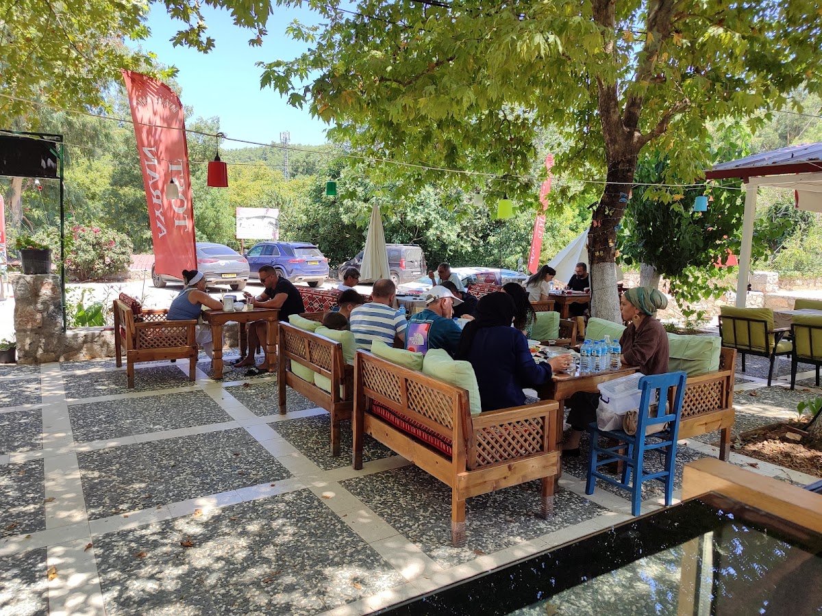 Bayraklı Bahçe