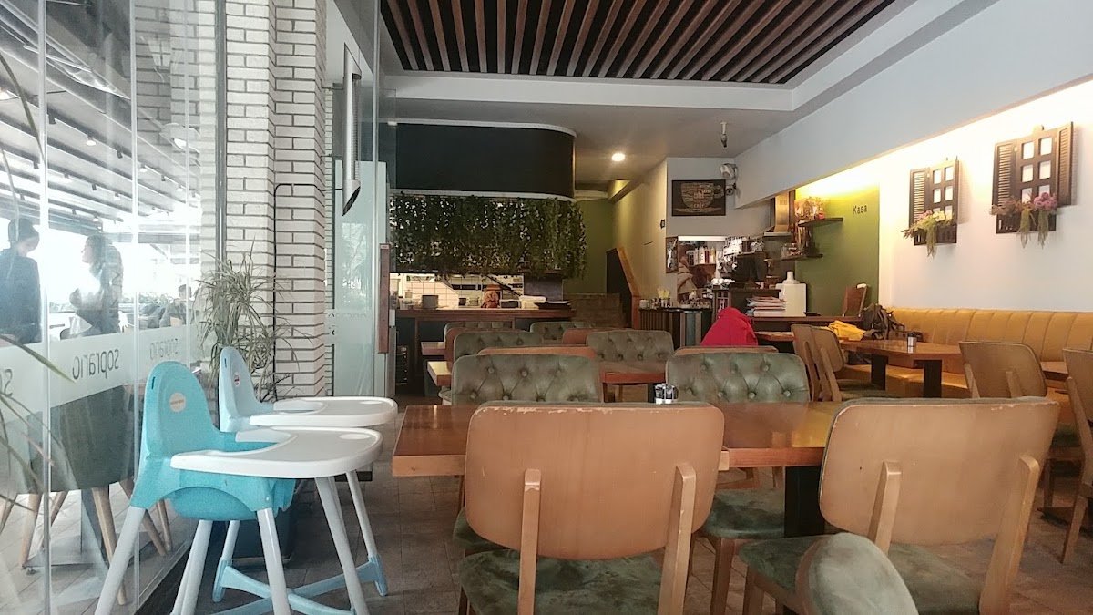 Soprano Cafe Restaurant